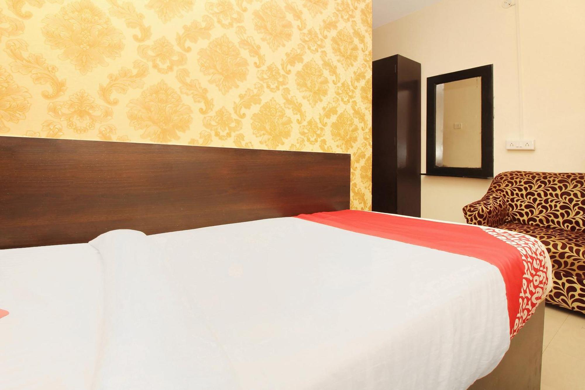 Hotel O Vasundhara Guest House Near Tankbund Secundurabad Exteriér fotografie