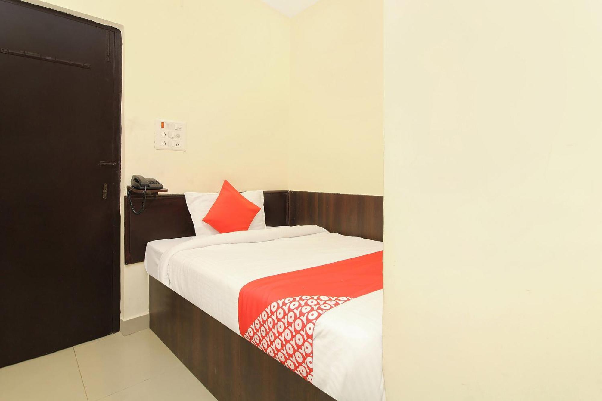 Hotel O Vasundhara Guest House Near Tankbund Secundurabad Exteriér fotografie