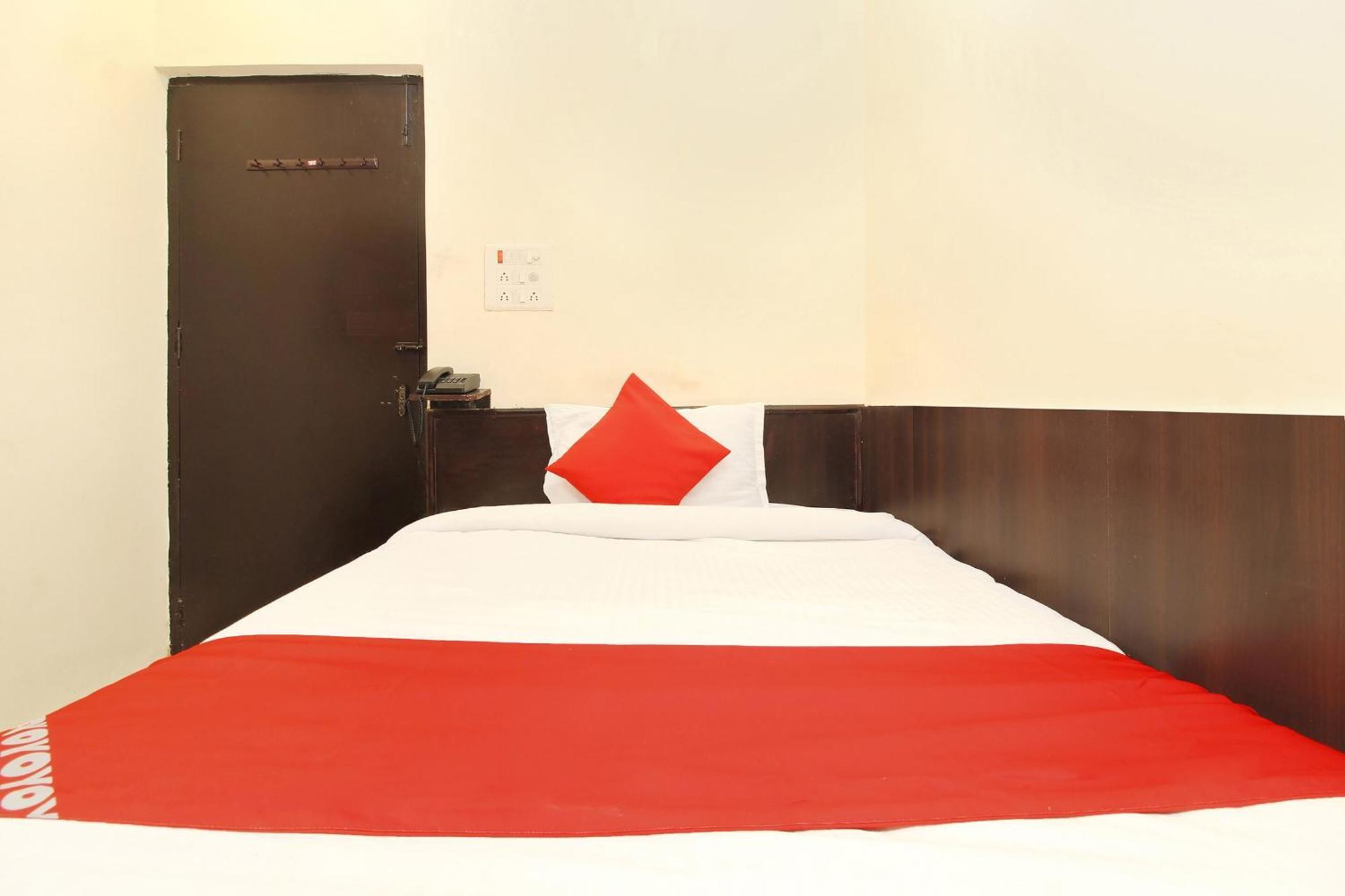Hotel O Vasundhara Guest House Near Tankbund Secundurabad Exteriér fotografie